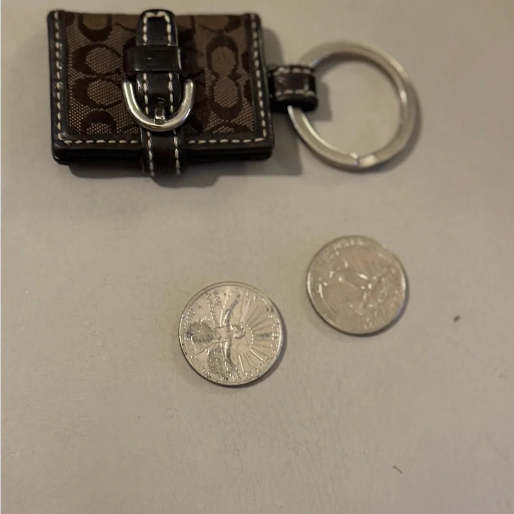 Coach Black and Brown Key Holder - Picture 5 of 6